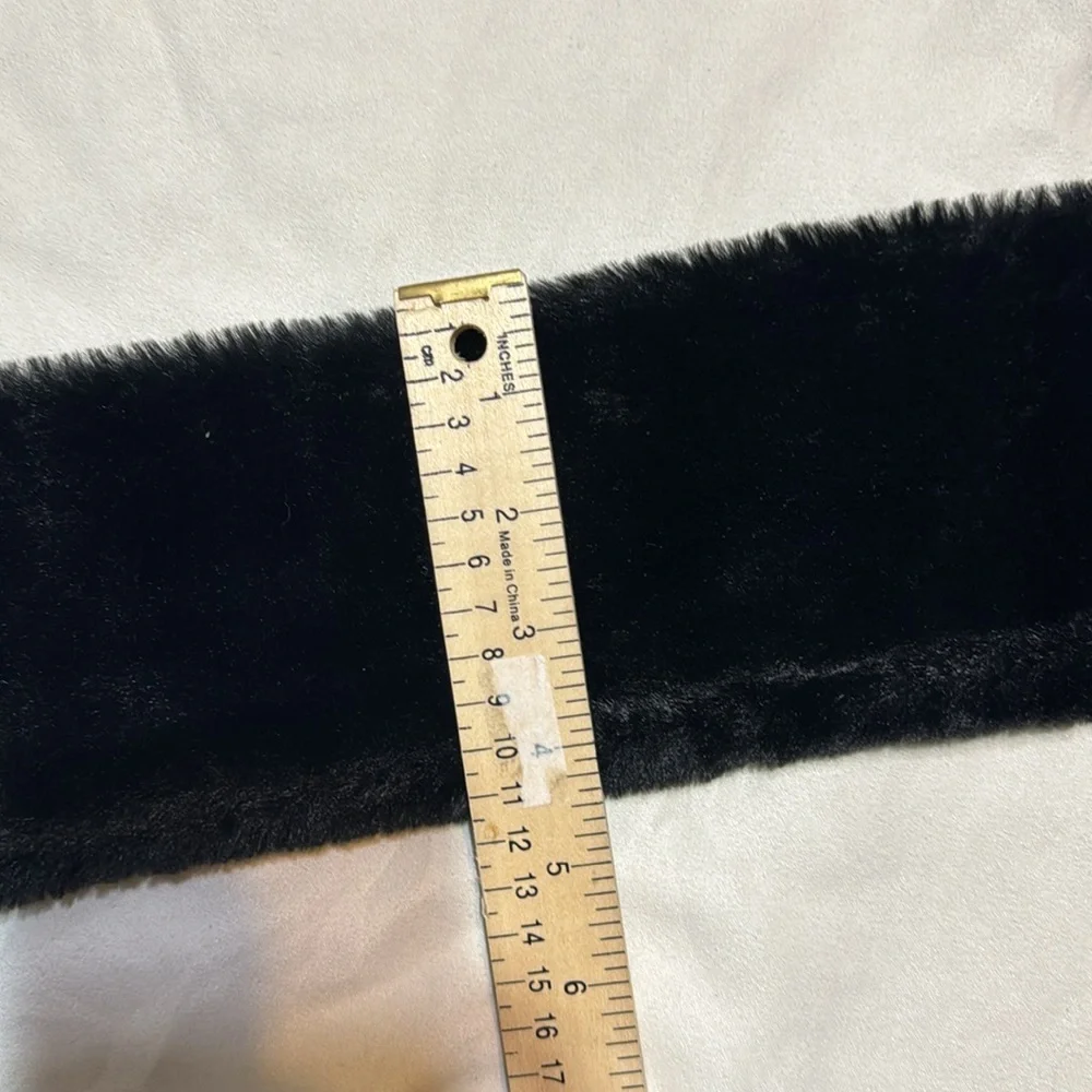 Faux fur stole
